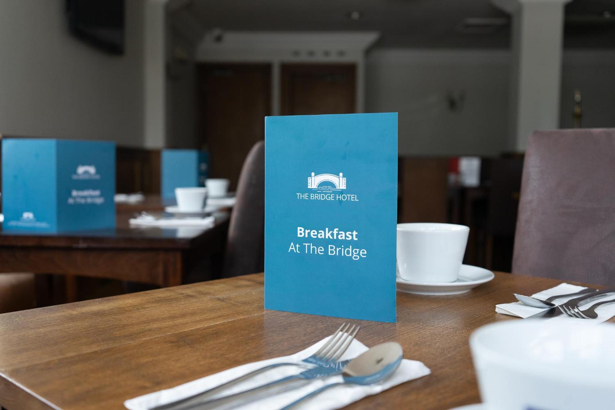 Bridge Hotel Greenford Kültér fotó
