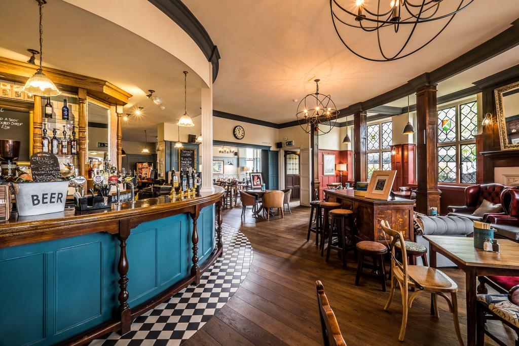 Bridge Hotel Greenford Kültér fotó