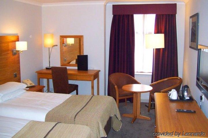Bridge Hotel Greenford Szoba fotó
