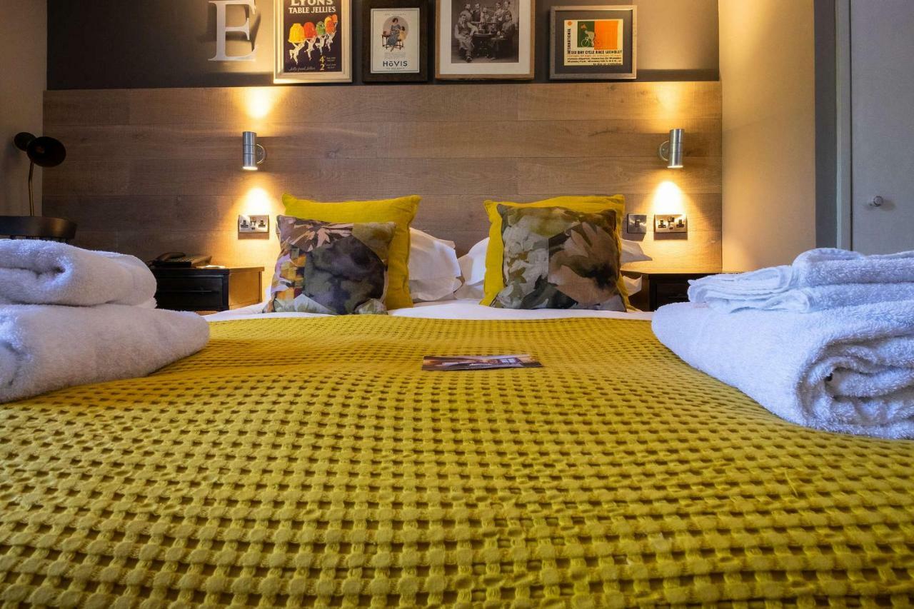 Bridge Hotel Greenford Kültér fotó
