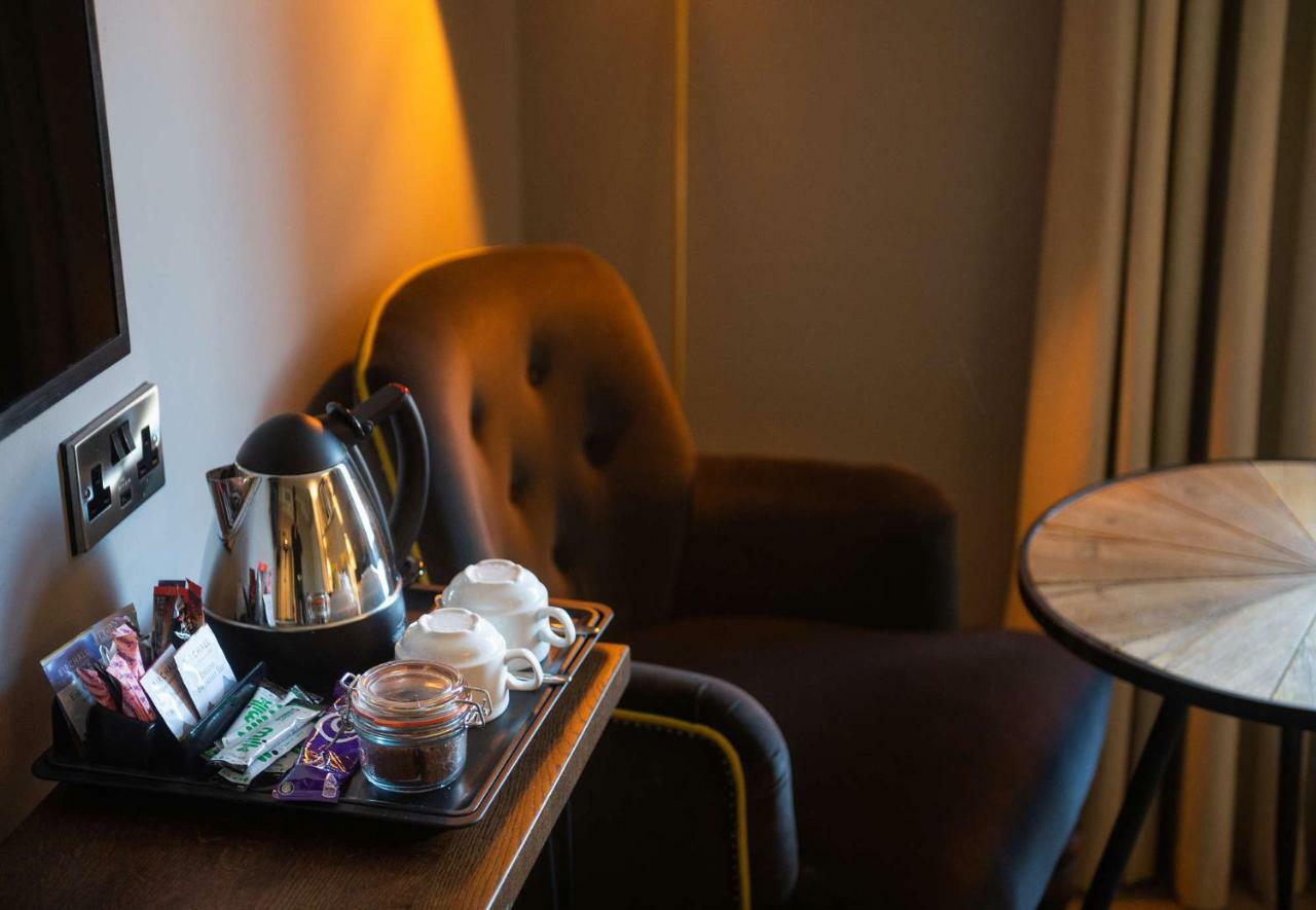 Bridge Hotel Greenford Kültér fotó