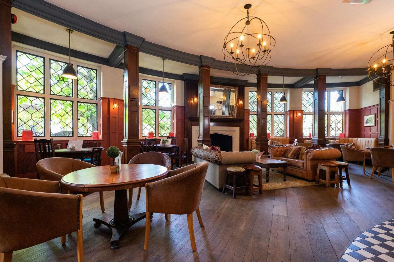 Bridge Hotel Greenford Kültér fotó